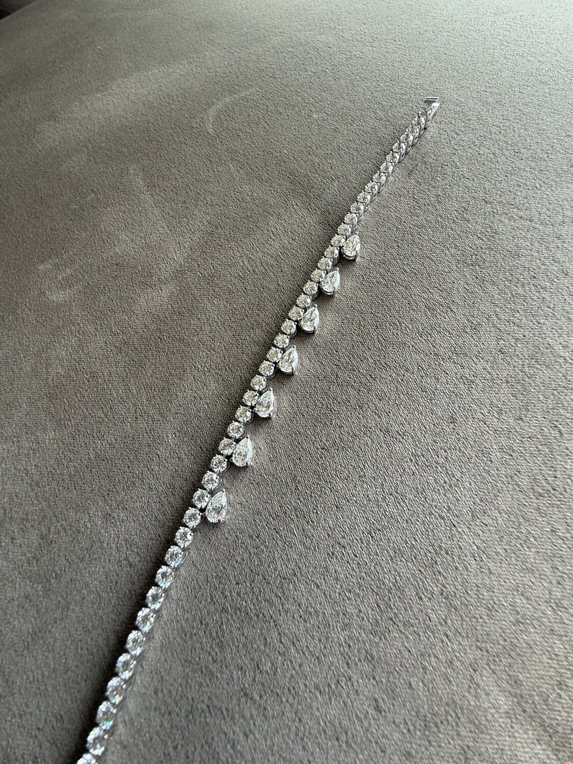 Graduated Diamond Line Necklace