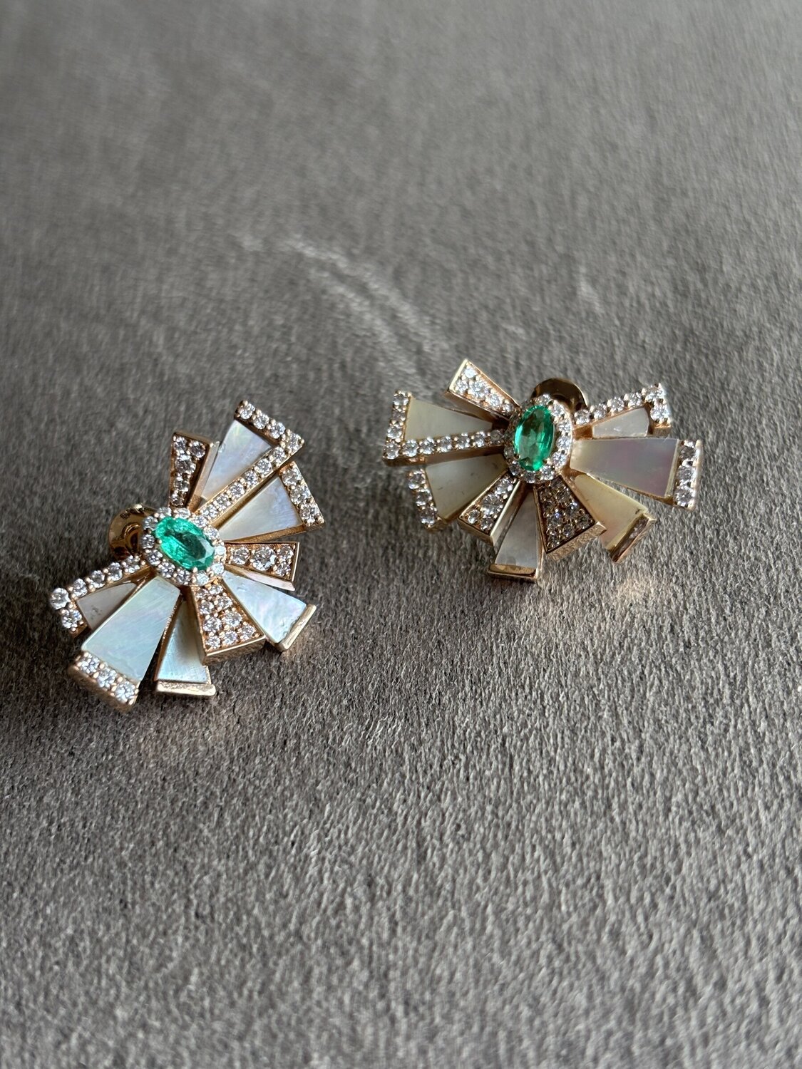 Mother-of-Pearl and Emerald Bow Earrings