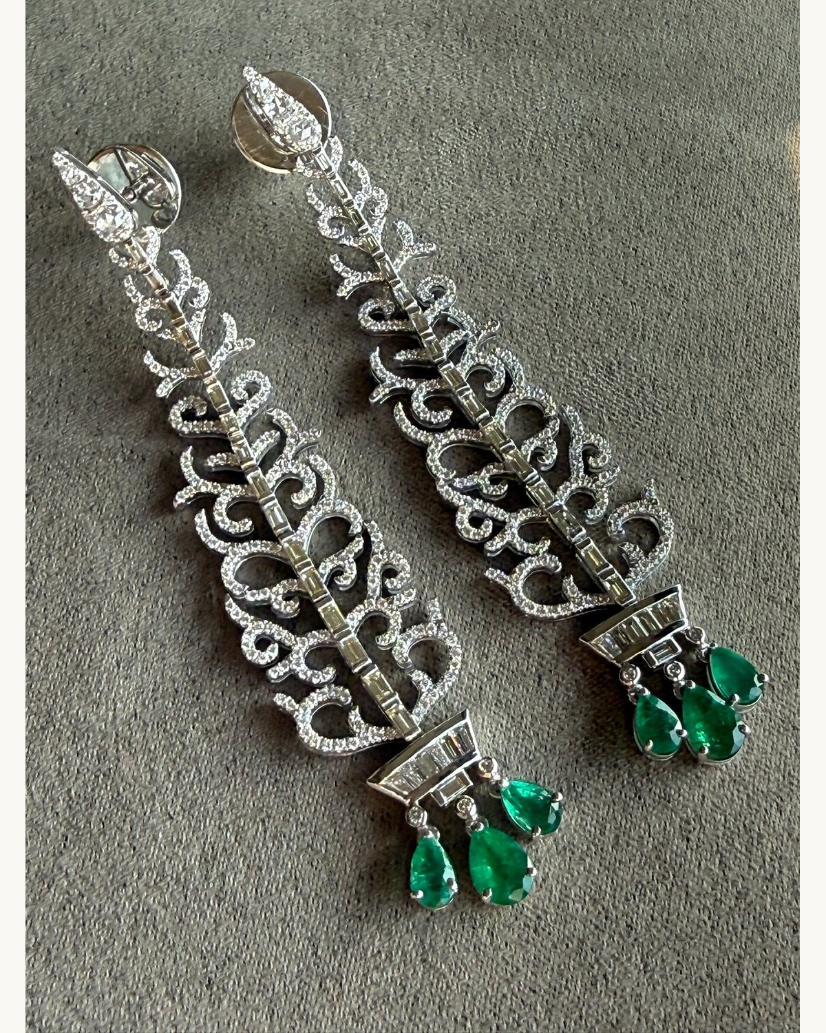 Diamond and Emerald Chandelier Drop Earrings