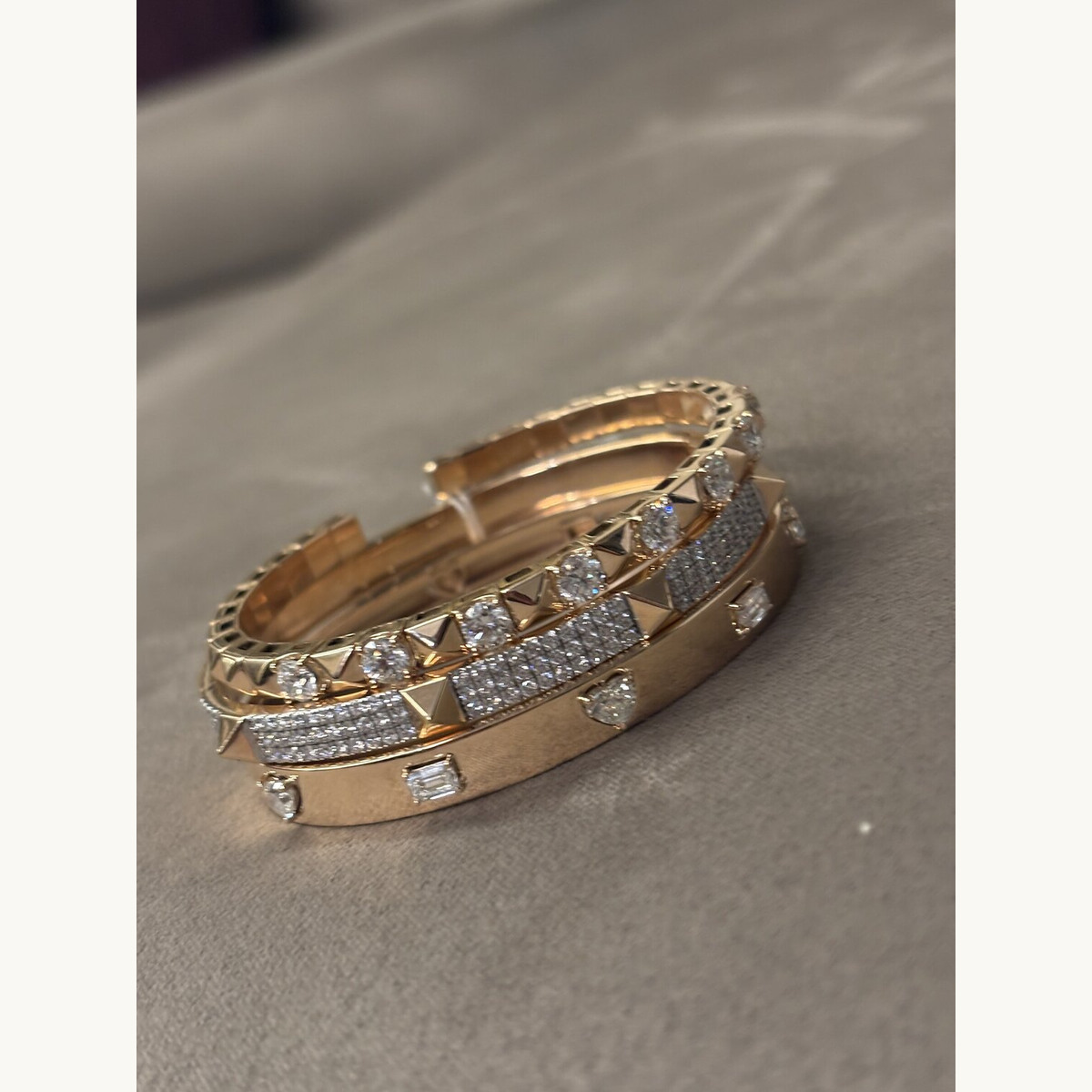 Rose Gold Studded Diamond Bangle Set