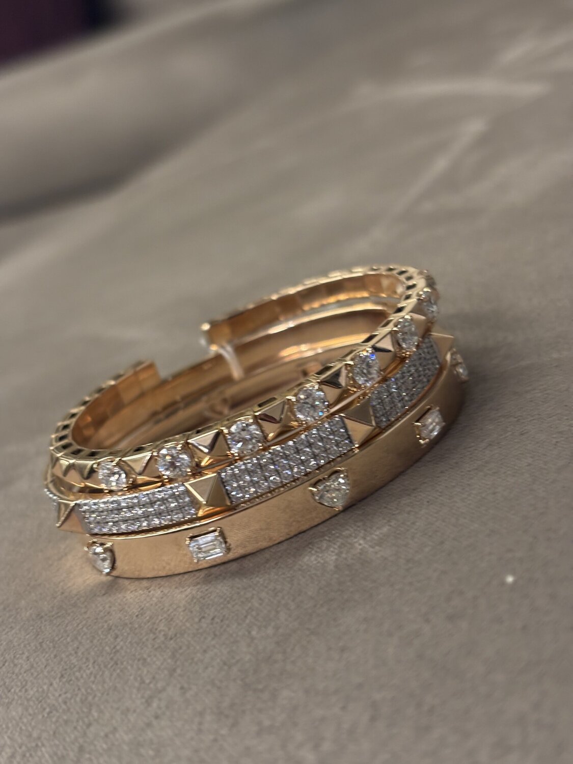 Rose Gold Studded Diamond Bangle Set